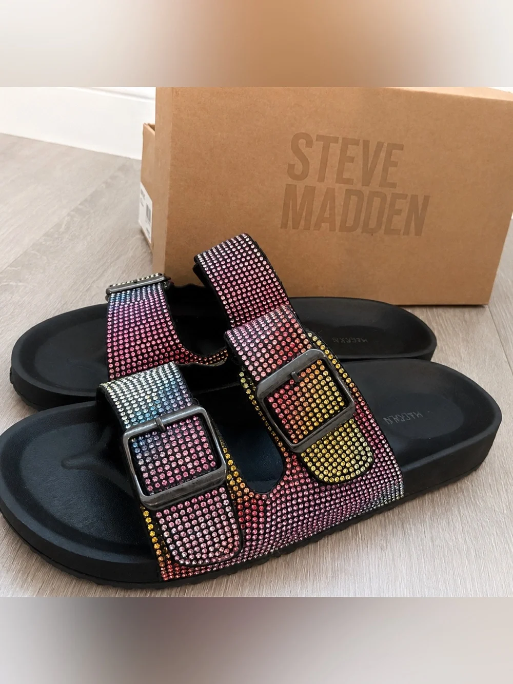 Steve Madden JWOWZ Sandals Girls Size 5 Black Multicolor Rhinestone Platform